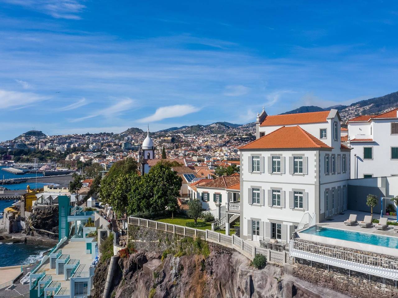 Mit Privatpool für 12 Personen in Sao Goncalo, Madeira in São Gonçalo, Madeira