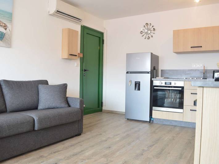 Appartement entier, Appartement Refait à Neuf, 5 Couchages, à 50m de la Plage, Parking Privé - Narbonne Plage in Narbonne Plage, Narbonne