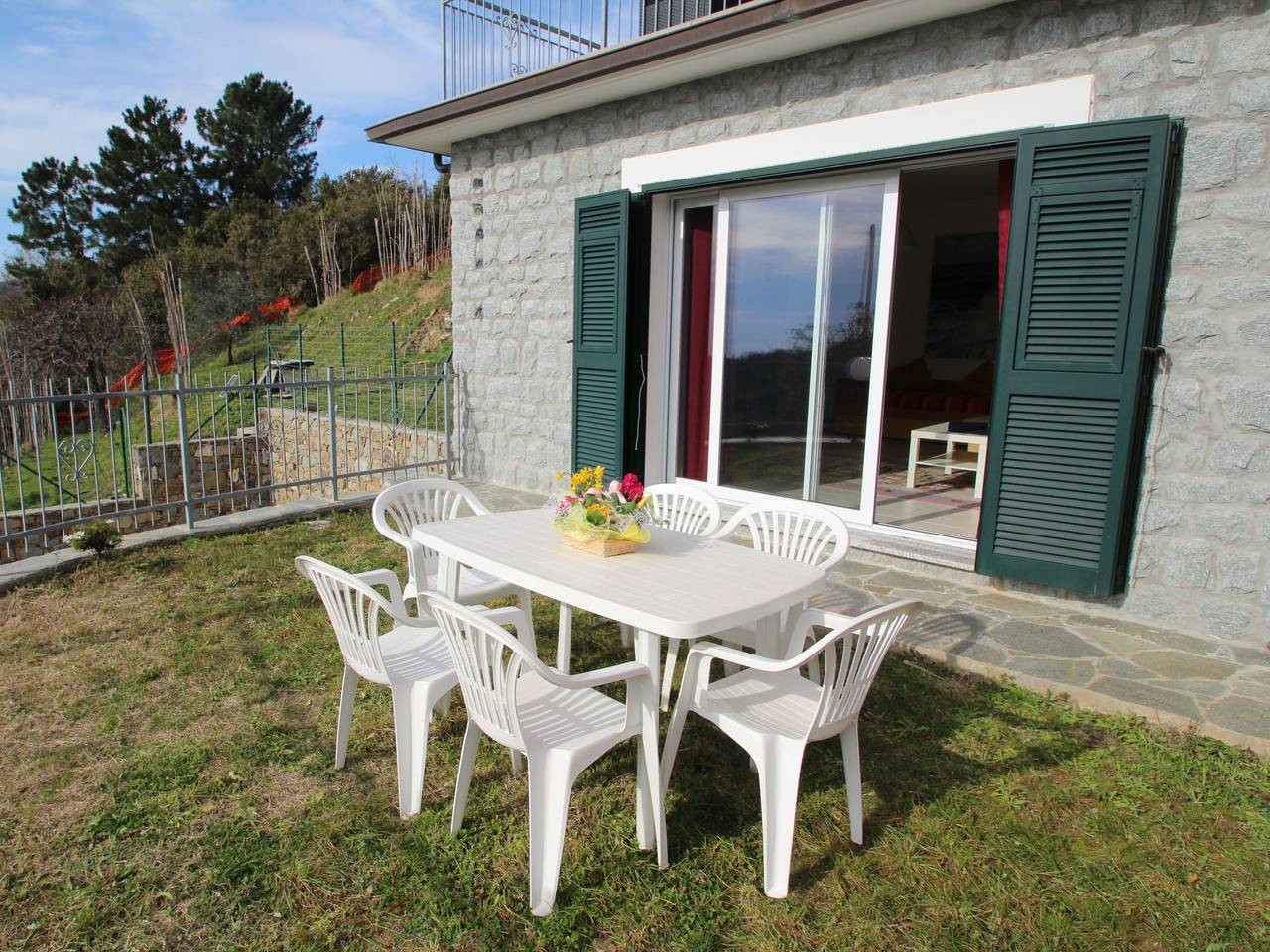 Sergio in Comeglio, Moneglia