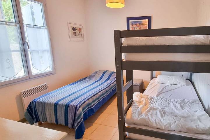 Villa on one level, at a place called La Passe in La Couarde-sur-Mer, Ile de Re
