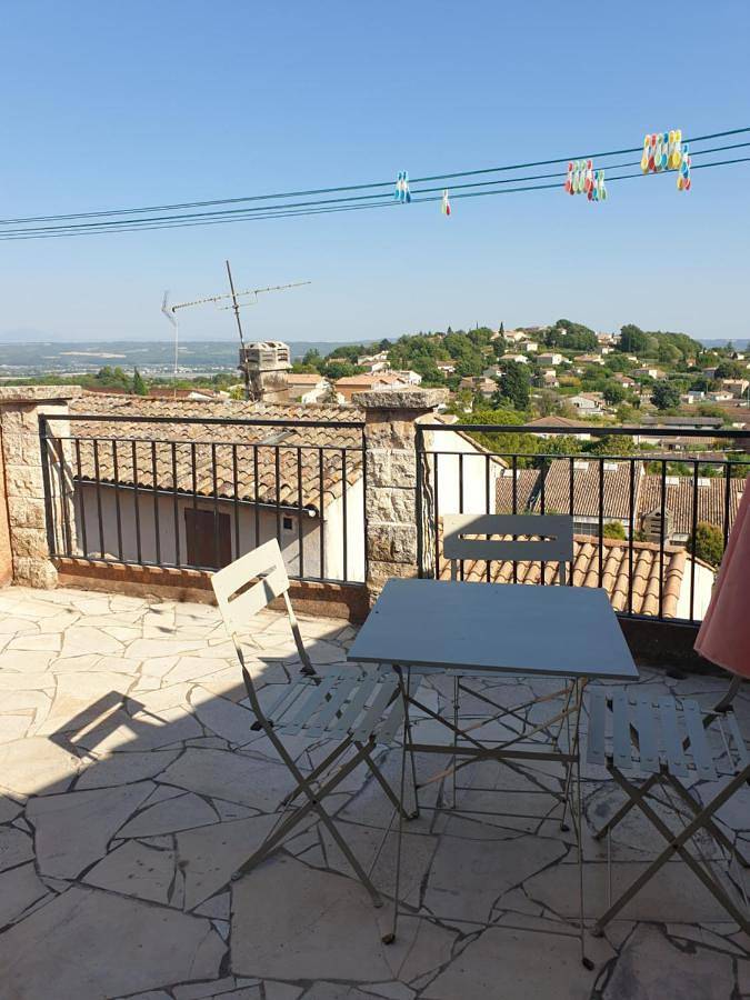 Appartement de vacances pour 6 personnes, avec terrasse et vue, animaux acceptés