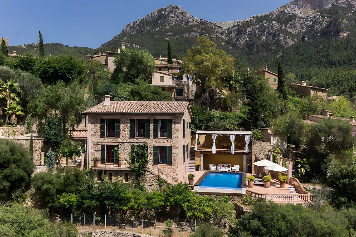 Can Sarales Deià – Renoviertes Stadthaus mit Pool und Panoramablick in Deià, Mallorcas Küste