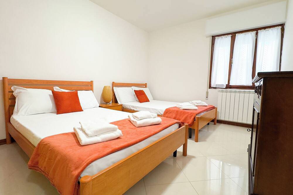 Ganze Wohnung, Hellen House - Zwei Schlafzimmer Wohnung, Schläft 6 in Sottomarina, Chioggia