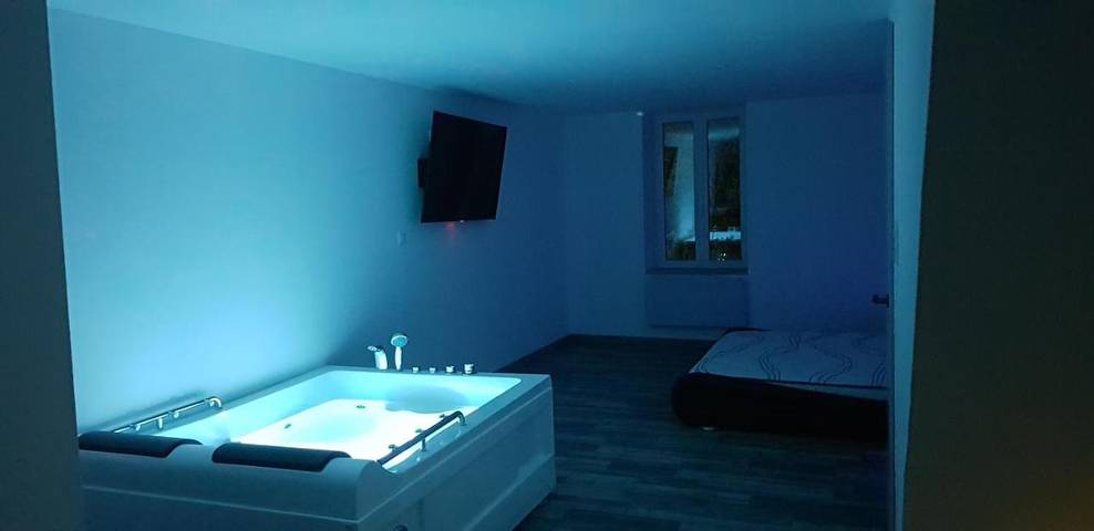 Appartement de vacances pour 3 personnes, avec Jacuzzi à Hannonville-sous-les-Côtes