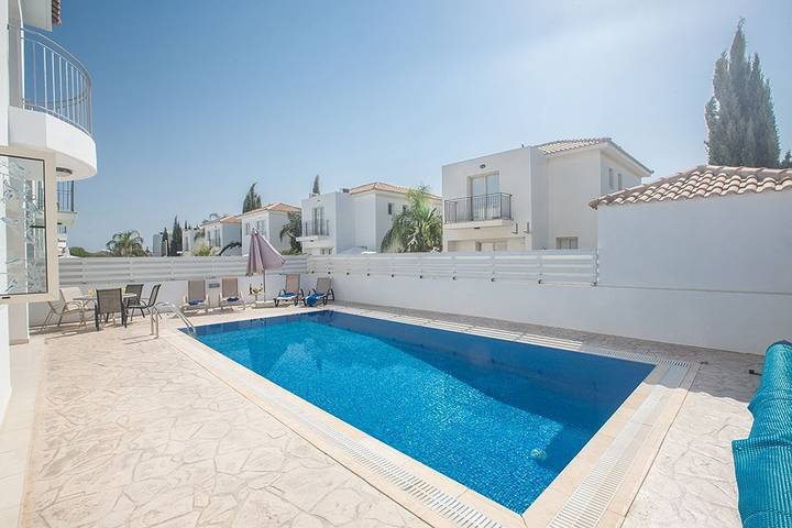 Protaras Palm Villa Pv17 in South Cyprus