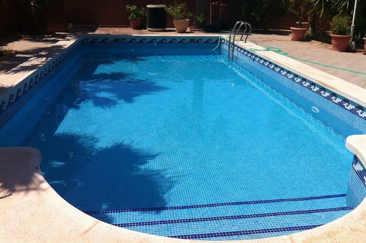 Vacation rental for 8 people, with terrace and yard, with pets in Cartagena