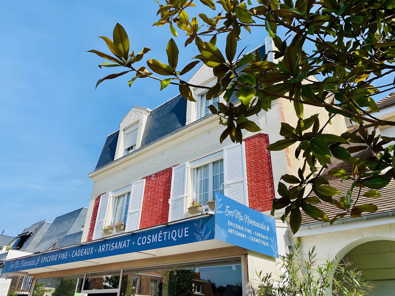 Chambre d’hôtes « Chambre 2 » avec terrasse, jardin partagés et Wi-Fi in Merville-Franceville-Plage, Région de Caen