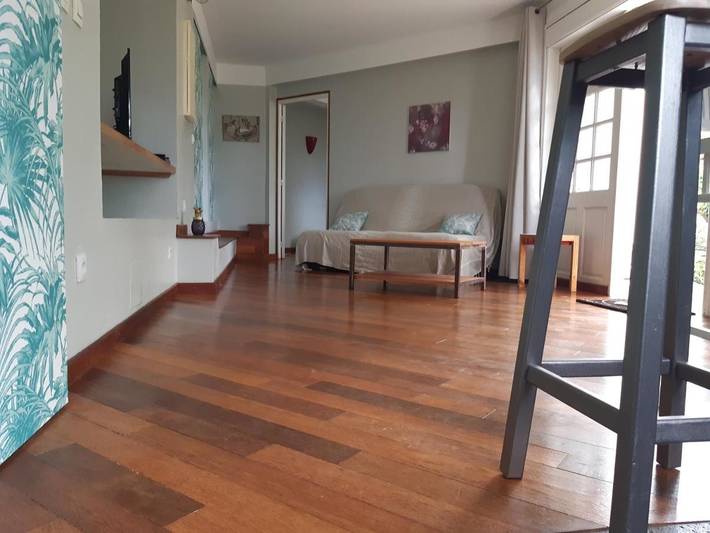 Gîte pour 4 personnes, avec piscine ainsi que jardin et vue à L'Étang-Salé - 4