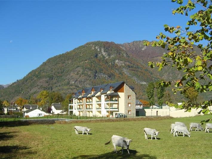 Gîte pour 6 personnes, avec terrasse et jardin, animaux acceptés dans Luchon-Superbagnères - 2
