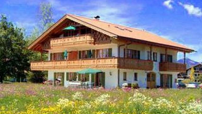 Ferienwohnung für 2 Personen, mit Balkon, mit Haustier in Krün - 2