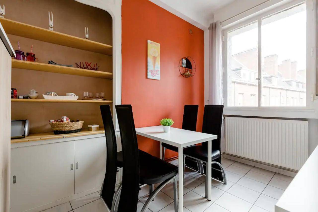 Appartement entier, Chic, Appartement 2 chambres, 60 m2, Centre in Valenciennes, Région de Valenciennes