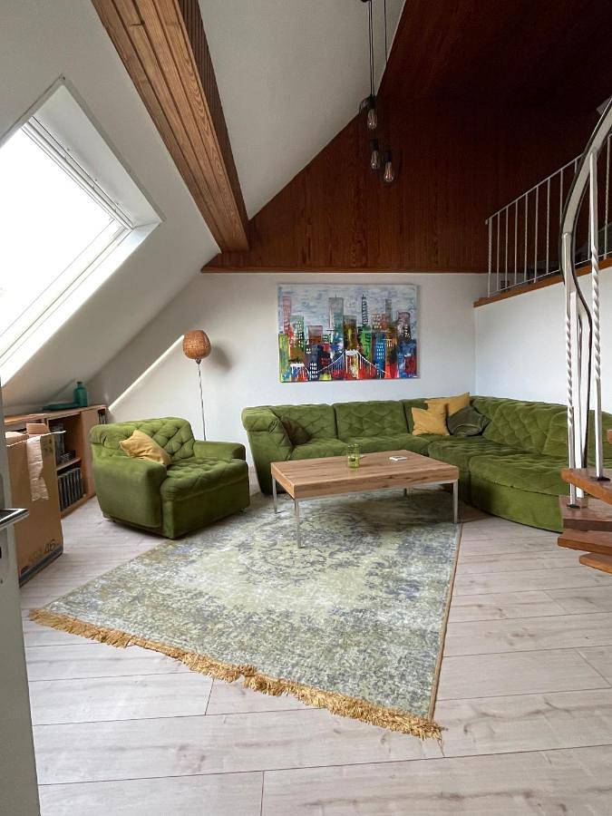 Ferienwohnung für 3 Personen in Ettringen