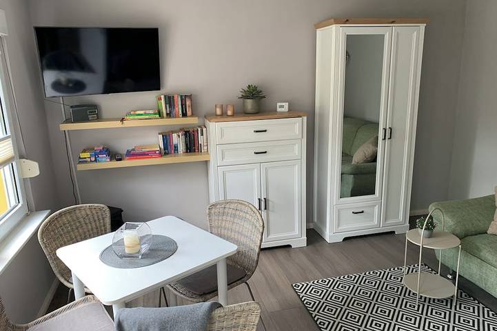 Bungalow für 4 Personen, mit Terrasse und Garten