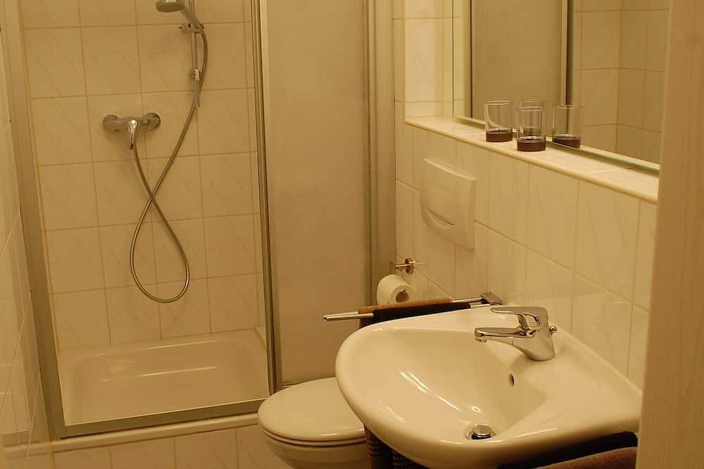 Ganze Wohnung, 4 Sterne Ferienwohnung für 2 Personen mit Panoramablick auf Bad Ems in Bad Ems, Lahn-Taunus