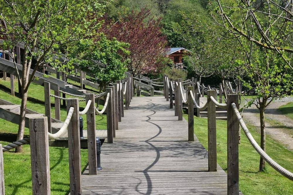 Lodge 2 -  a lodge that sleeps 4 guests  in 1 bedroom in Shropshire Hills