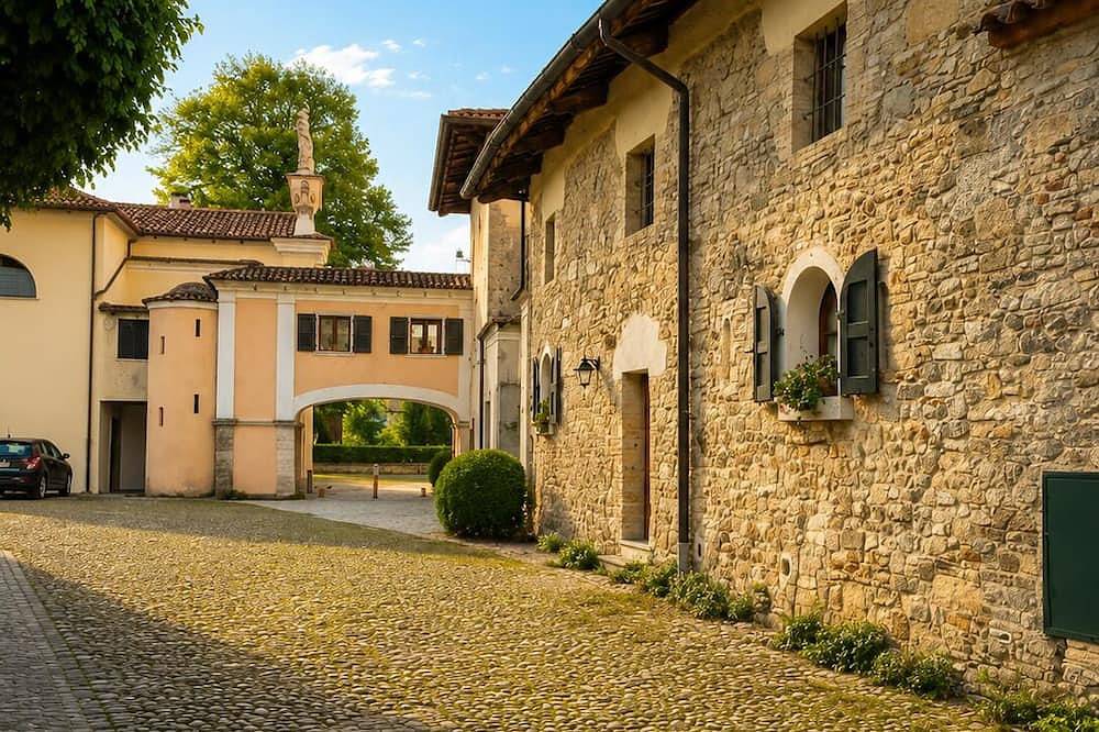 V.Großzügiges Haus im Schloss mit Garten, nahe Meer, zwischen Triest und Venedig in Strassoldo, Cervignano del Friuli