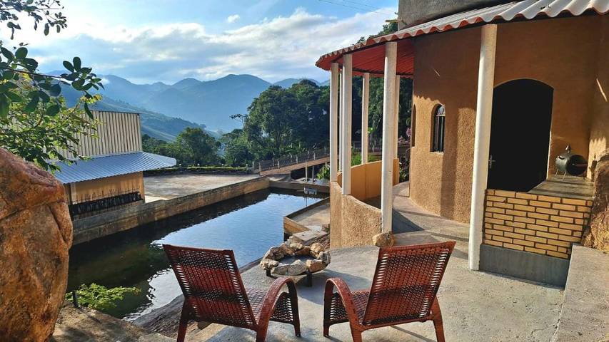 Villa pour 2 personnes, avec piscine ainsi que vue et jardin dans Região Metropolitana do Rio de Janeiro - 2