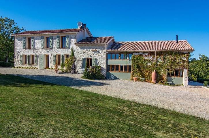 Gîte pour 16 personnes à Roumagne