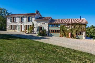 Gîte pour 16 personnes à Roumagne