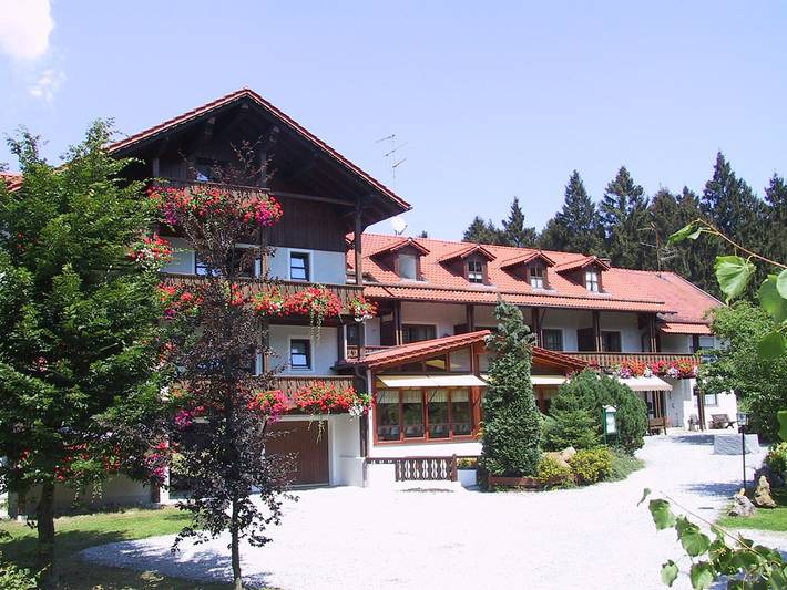 Hotel, mit Balkon und Balkon/Terrasse sowie Terrasse und Garten