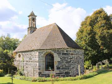 Gîte pour 2 personnes, avec terrasse et jardin à Briec
