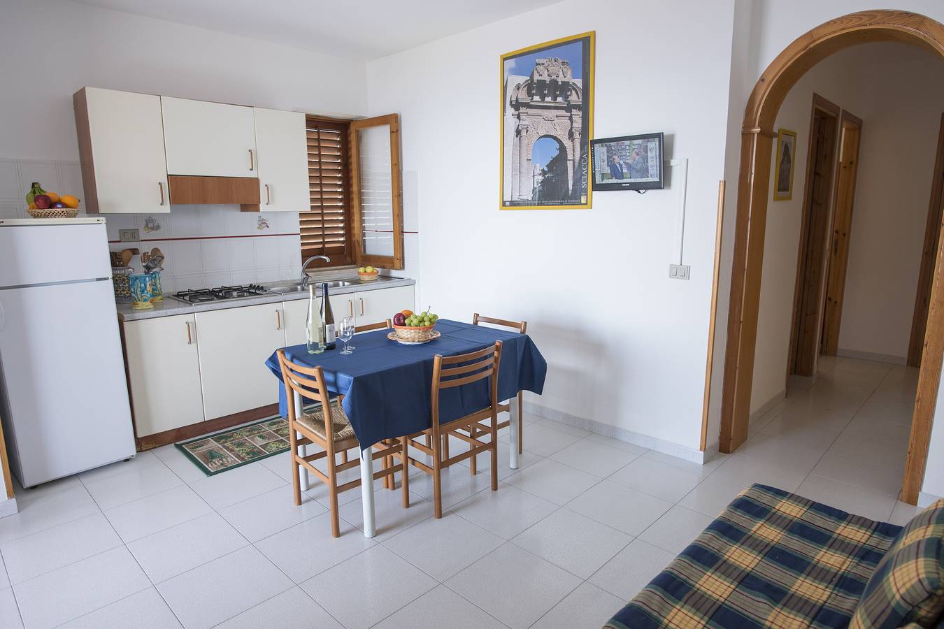 Appartamento intero, Cadoro Case Vacanza 4 posti letto con balcone vista mare a 250 mt dalla spiaggia in Rogana, Sciacca