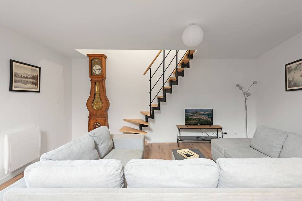 Appartement entier, Duplex de charme « Castel haut » in Castelnau-de-Montmiral, Région d'Albi