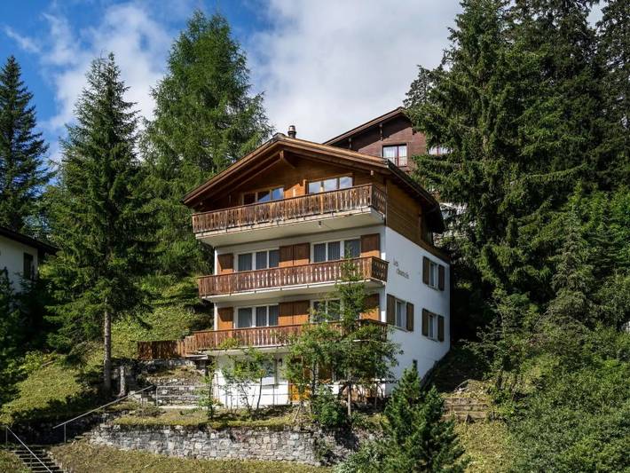Ferienwohnung für 10 Personen, mit Balkon und Terrasse in Arosa