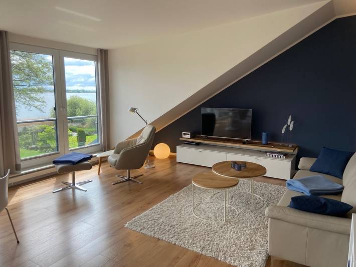 Ferienwohnung für 2 Personen, mit Seeblick und Terrasse sowie Garten in Groß Wittensee - 2