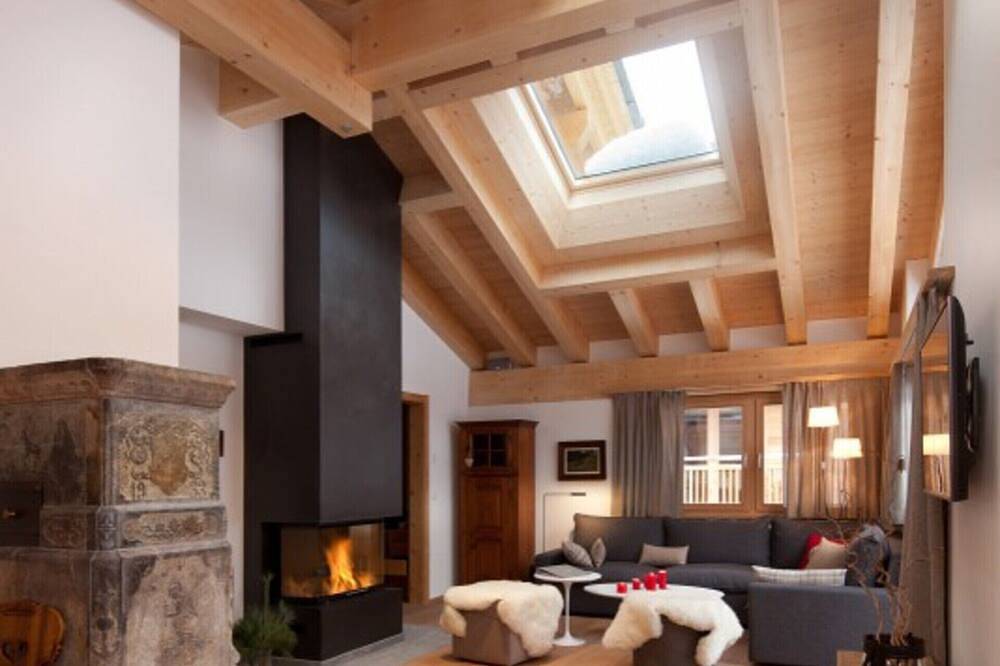 A Luxurious Alpine Escape 1203 in Zermatt, Walliser Alpen