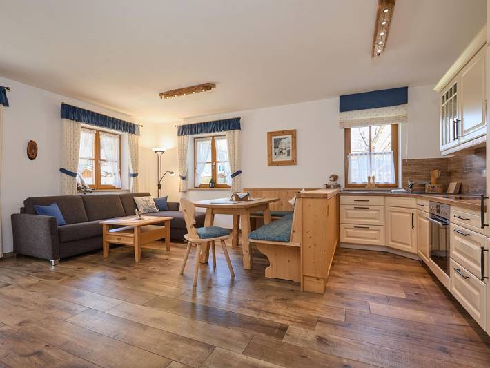 Hütte für 5 Personen, mit Terrasse und Garten, kinderfreundlich im Karwendel - 3