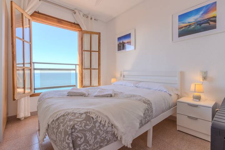 Gîte pour 4 personnes, avec balcon et piscine à Santa Pola - 2