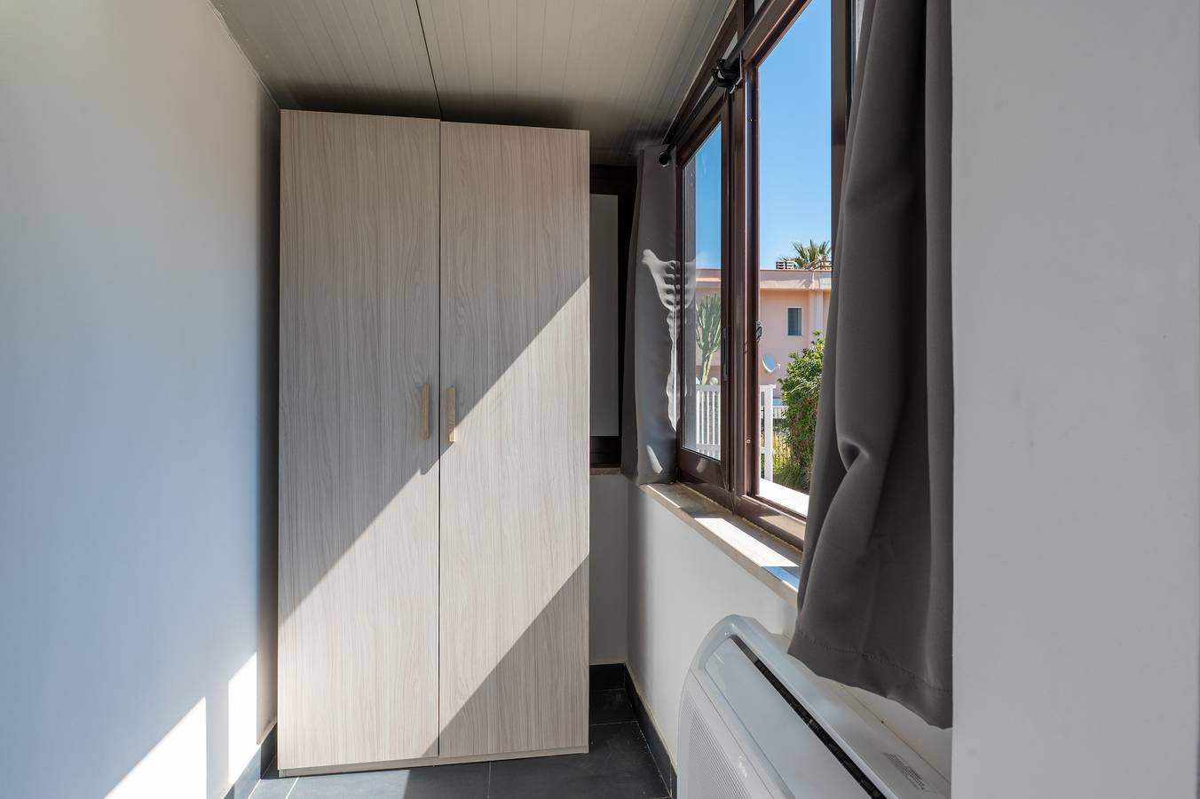 Room 'Altavilla 1' with Shared Garden and Air Conditioning in Torre Colonna-Sperone, Altavilla Milicia