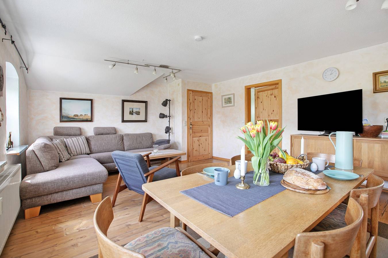 Vacation Rental for 4 Guests in Rügge, Schleswig-Holstein