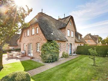 Ferienhaus für 4 Personen, mit Terrasse und Sauna sowie Garten in Utersum