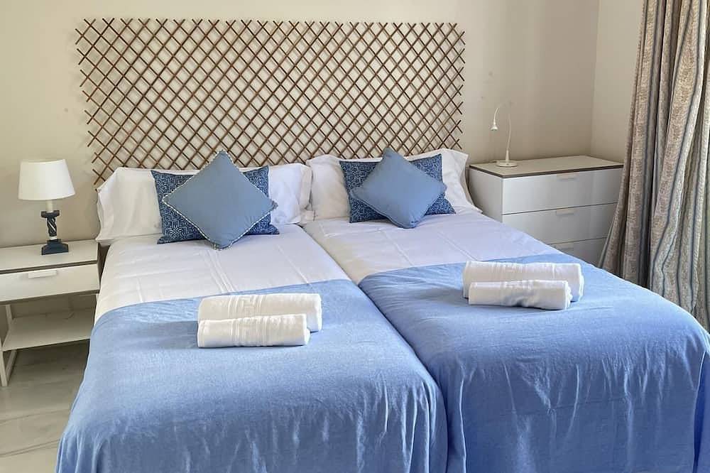Maison de ville à Marbella Guadalvillas 128 in San Pedro Alcantara, Marbella