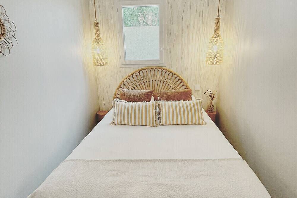 Entire apartment, Vrbo Property in Sérignan, Côte d'Améthyste