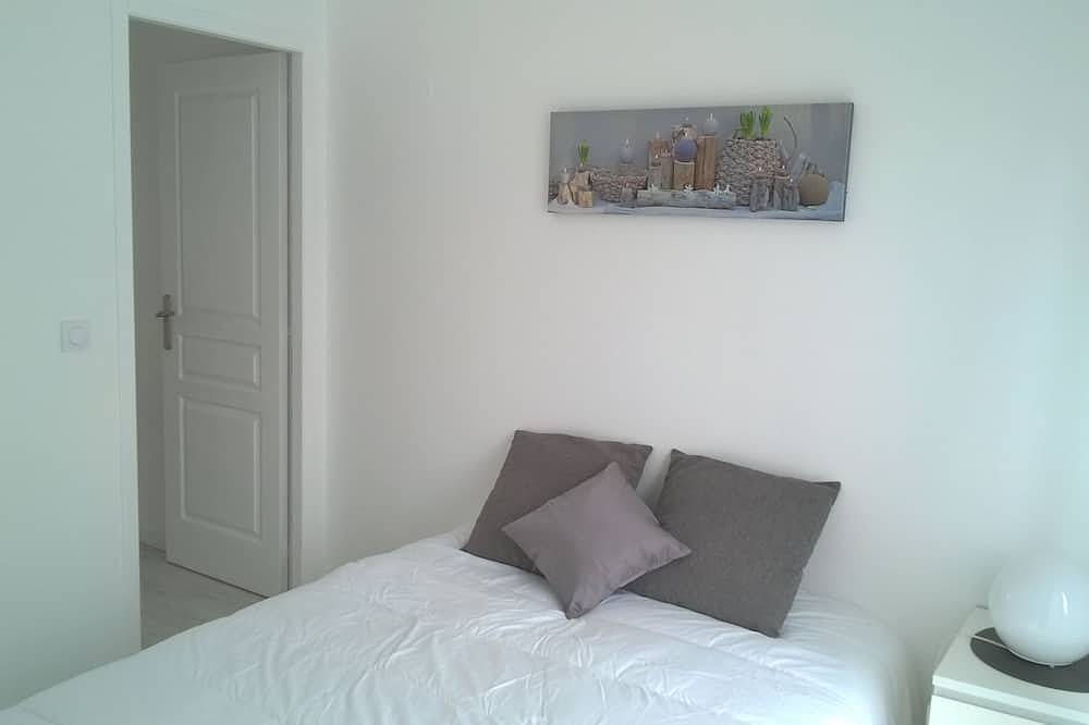Apartamento entero, Nuevo! Apartamento nuevo y acogedor entre Burdeos y el océano! in Saint-Médard-en-Jalles, Región de Burdeos