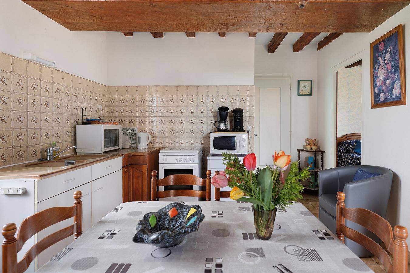 Maison de Vacances 'Gîte 264, Proche Zoo Beauval' avec Terrasse Privée et Jardin Privatif in Noyers-sur-Cher, Région de Romorantin-Lanthenay