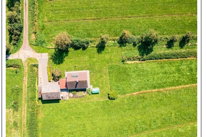 Ferienhaus für 6 Personen, mit Terrasse und Garten in Wischhafen
