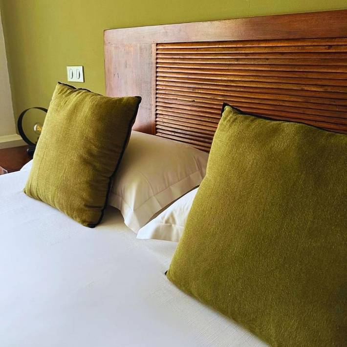 Hôtel pour 2 personnes, avec jardin ainsi que piscine et jacuzzi dans Plage de la Marana - 2