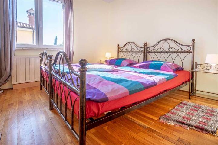 Ferienwohnung für 6 Personen, mit Balkon und Meerblick sowie Terrasse und Garten in Portoroz - 4