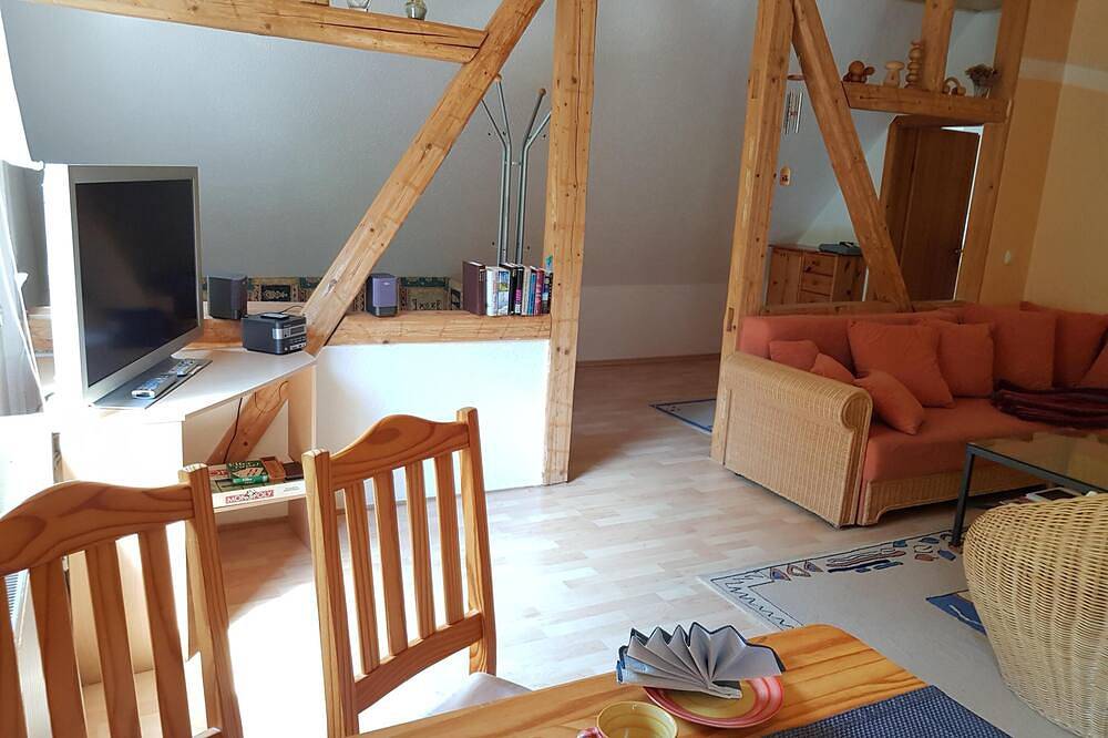 Ganze Wohnung, Ferienwohnung  \"Lyhsi 2-4 P/Gemeinschaftsbalkon//Sauna  64 m² in Fehrenbach, Masserberg