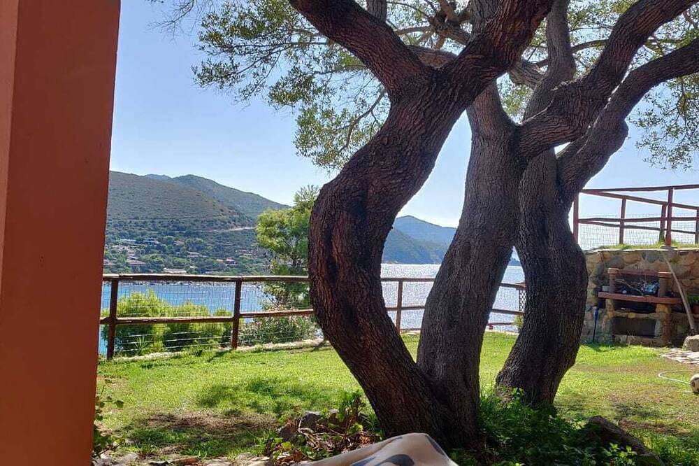 Panoramic villa 5 minutes walk from the sea in Torre delle Stelle, Maracalagonis