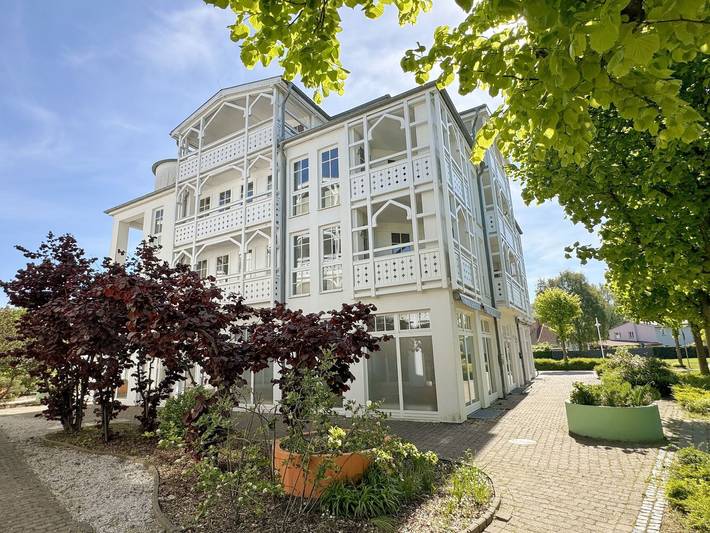Ferienwohnung für 2 Personen, mit Pool und Balkon, mit Haustier in Sellin