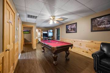 Chalet for 24 Guests in Pigeon Forge, Sevier County, Picture 1