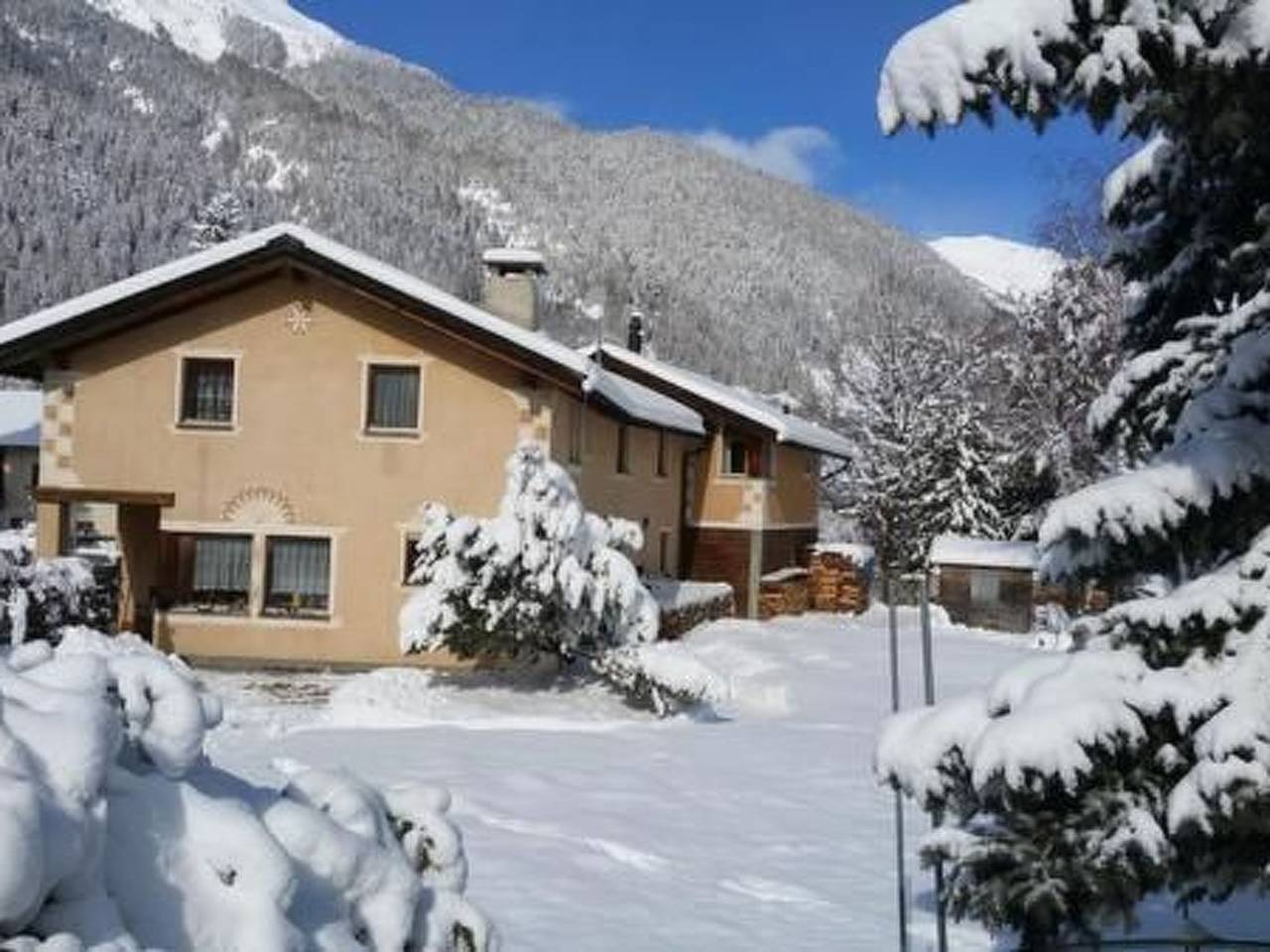 Ganze Wohnung, Chasa Suldanella in Zernez, Unterengadin