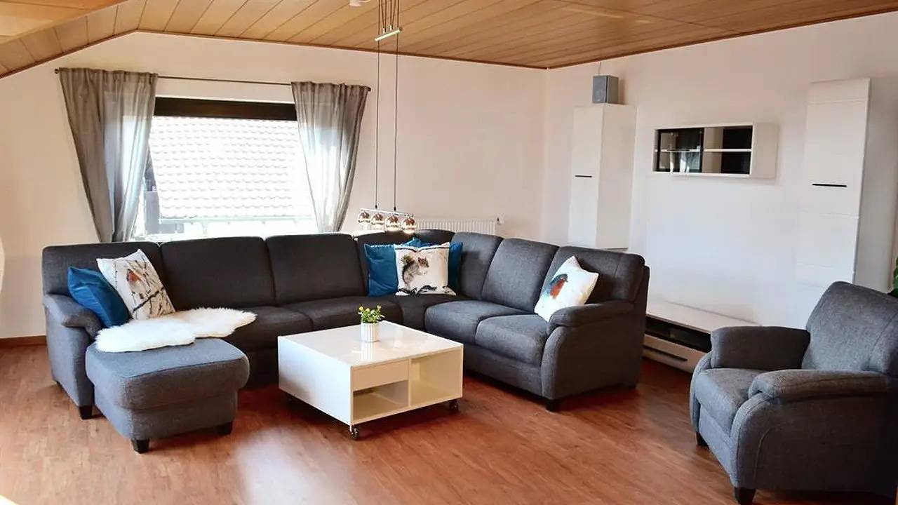 Ganze Ferienwohnung, Ferienwohnung für 6 Personen (125 m²) in Neustadt in Neustadt an der Weinstraße, Deutsche Weinstraße