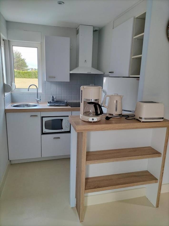 Gîte pour 4 personnes, avec terrasse, animaux acceptés à Bréhal - 3