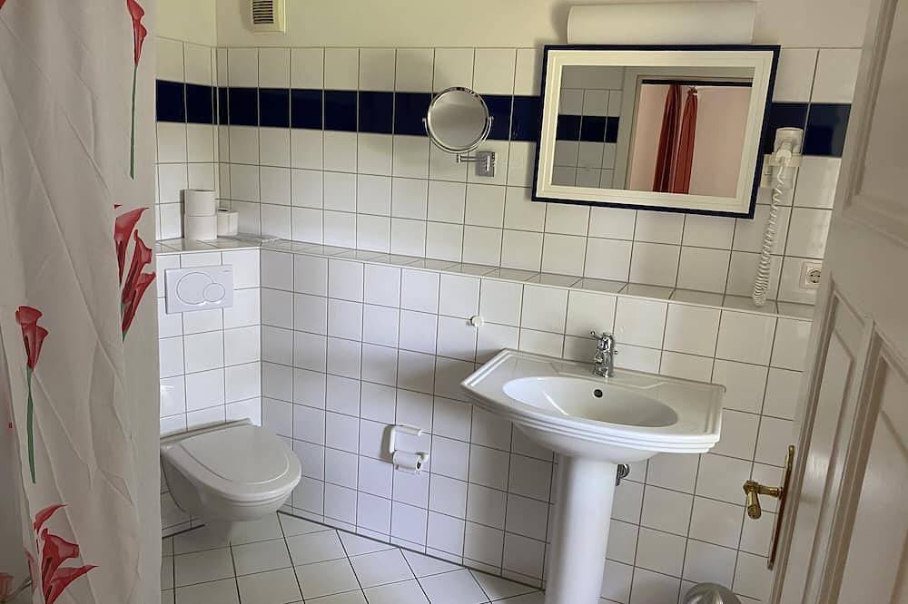 Ganze Wohnung, Studiozimmer für 2 Gäste in Grünendeich, Altes Land Stade